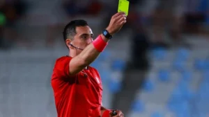 Cách Đọc Vị Kèo Thẻ Vàng Tại NowGoal Từ Chuyên Gia